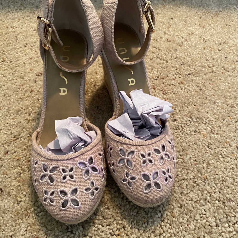 Unisa wedge sandals size 7 1/2